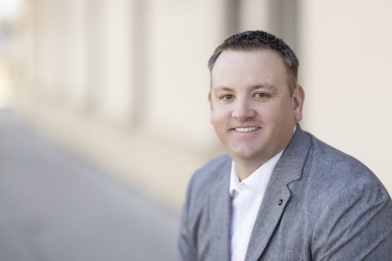 Justin Menge, CO commercial real estate loan specialist